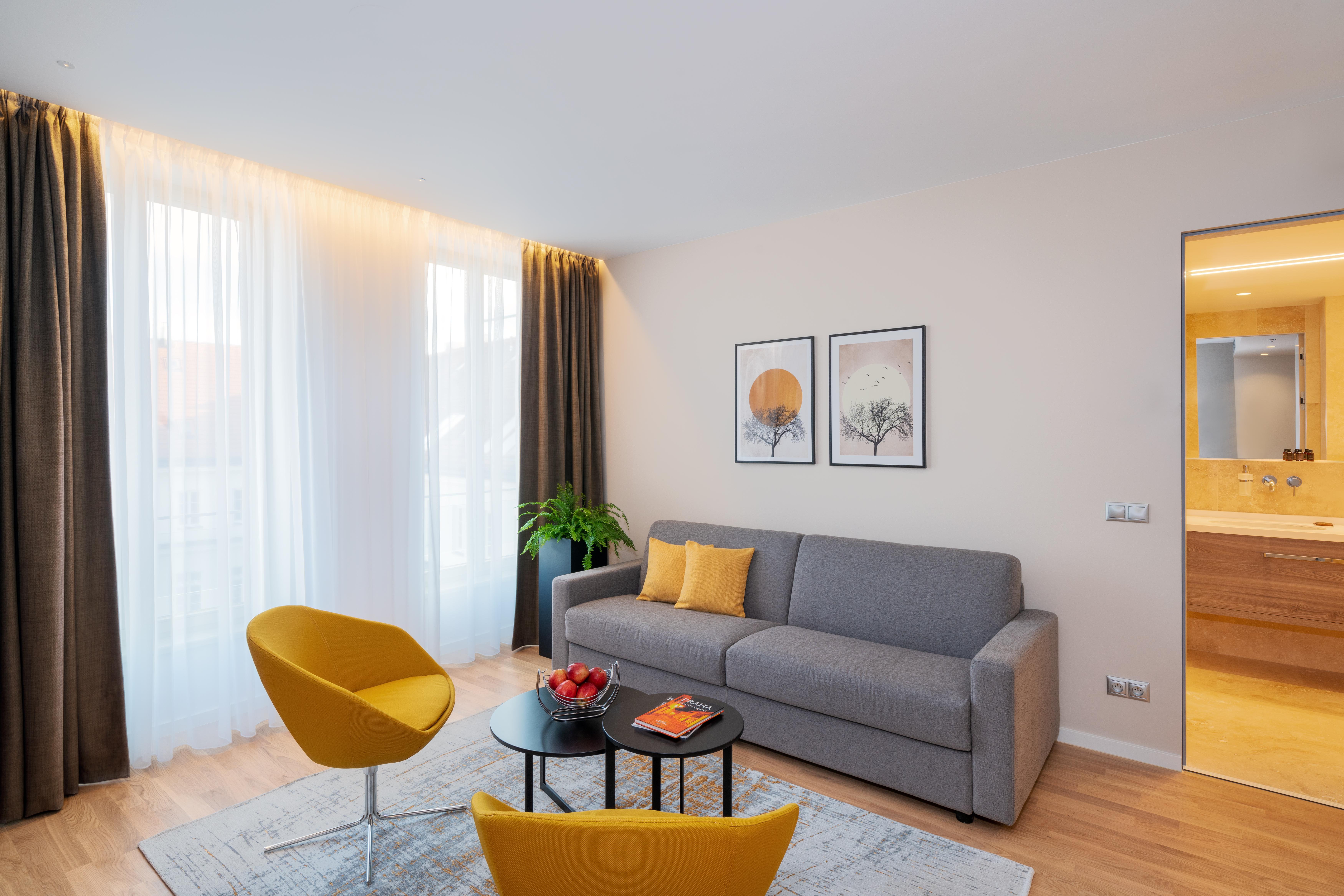 Hotel Cube Прага Екстериор снимка