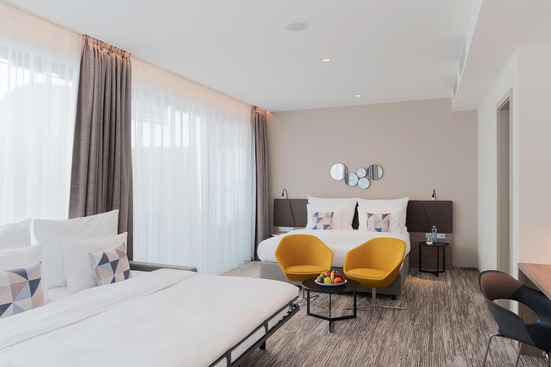 Hotel Cube Прага Екстериор снимка